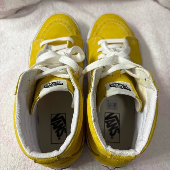 Vans Yellow Suede and Canvas High-Tops 
Men’s Size 9 / Women’s Size 10.5 - Picture 6 of 8